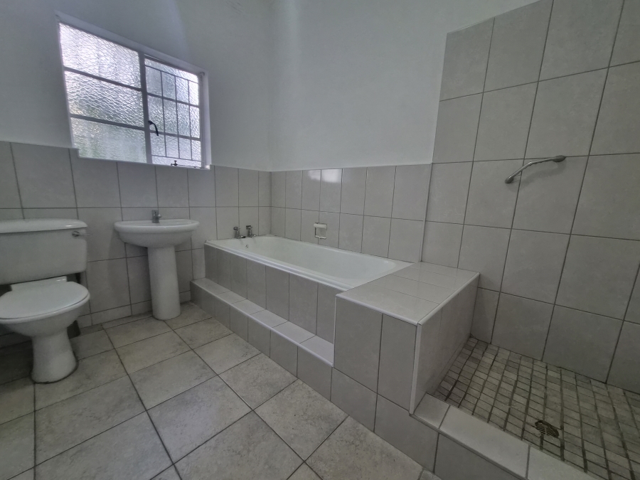 3 Bedroom Property for Sale in Vincent Eastern Cape